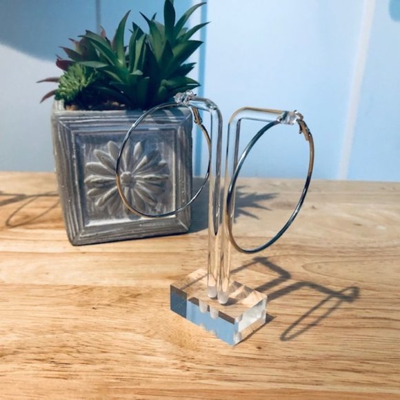 3 Pairs Silver-tone Assorted Hoop Earrings - Picture 6 of 6